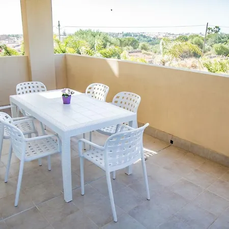 Fenix House * 拉古萨的码头